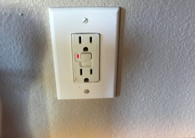 outlet to be inspected